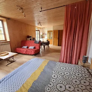 Aux P'tioux Bonheurs Appartement Le Noyer (Savoie)